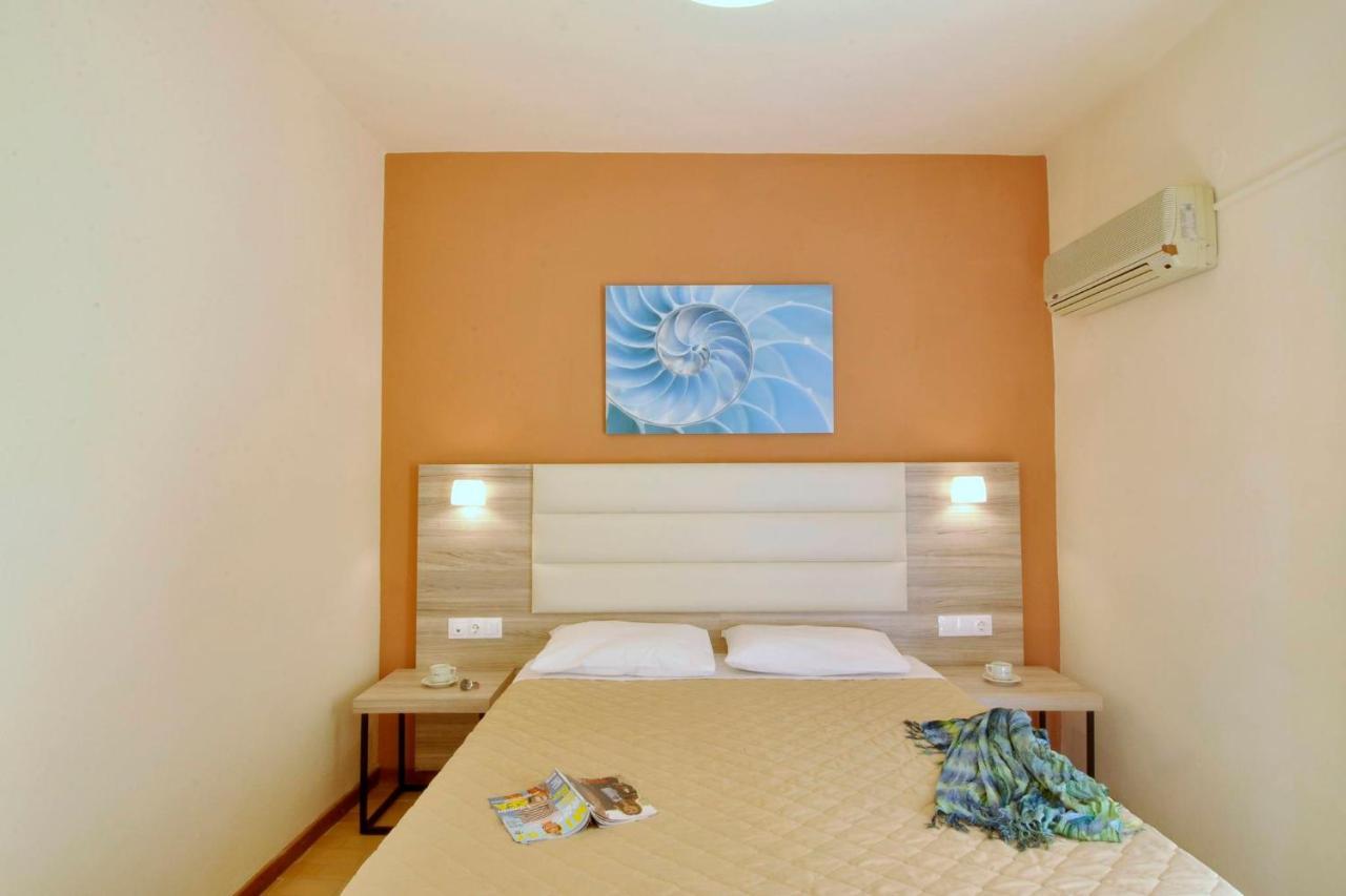 Hotel Orpheus جوفيا المظهر الخارجي الصورة