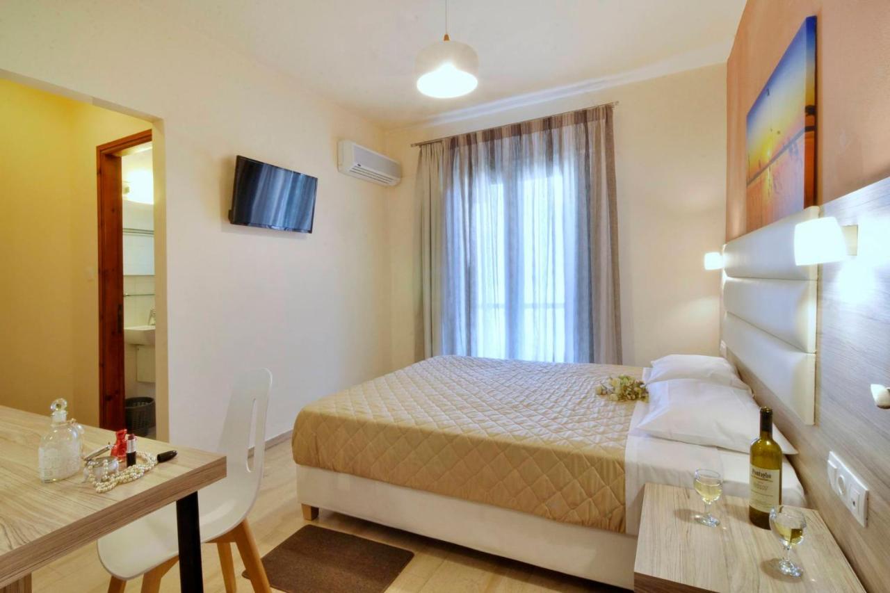 Hotel Orpheus جوفيا المظهر الخارجي الصورة